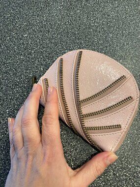 MATT & NAT Light Pink Zipper Small Wallet